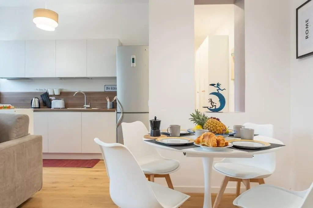 Apartment Pgrhome Vittoria Rome Italy