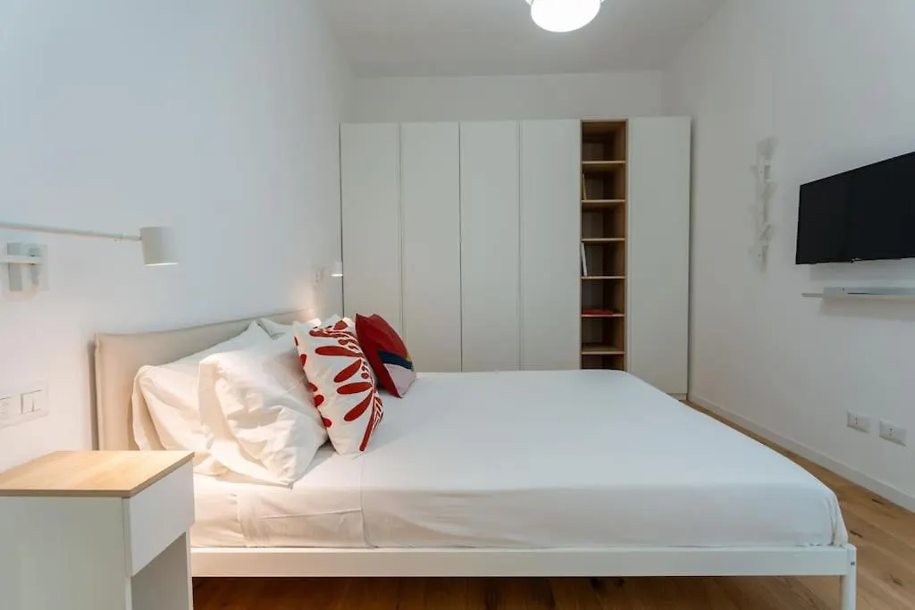 Apartment Pgrhome Vittoria Rome Italy